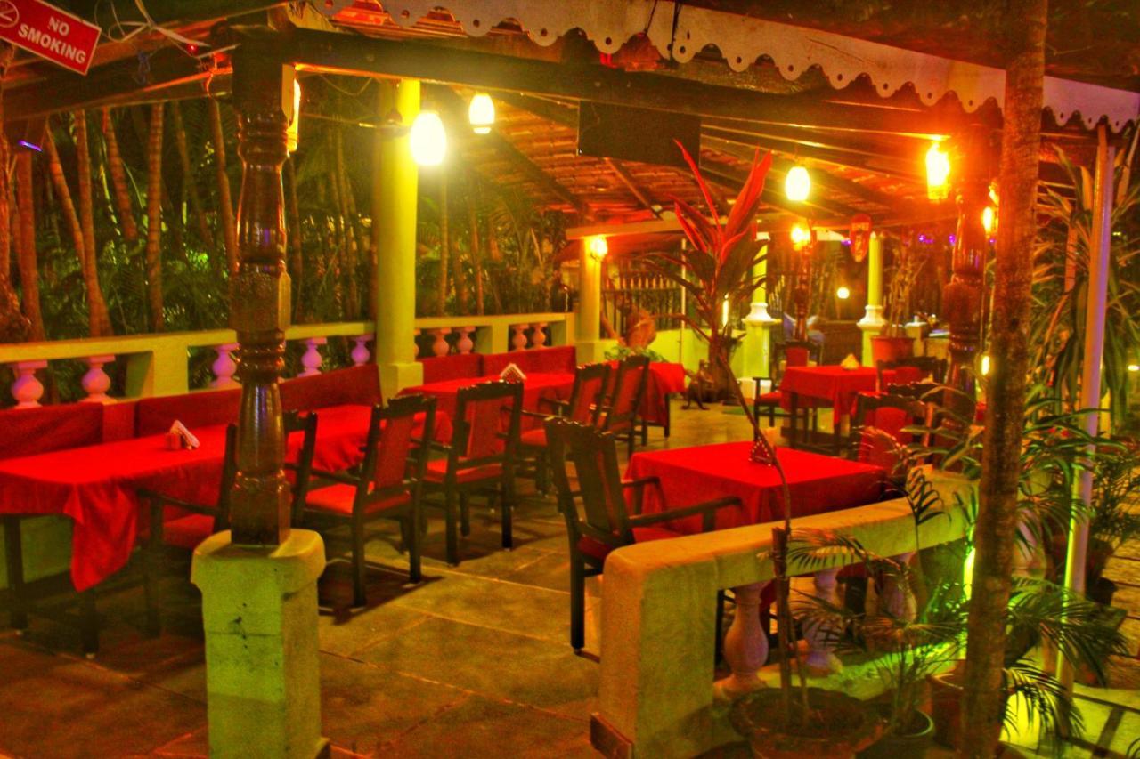 Candolim Glitter Sand Bagian luar foto