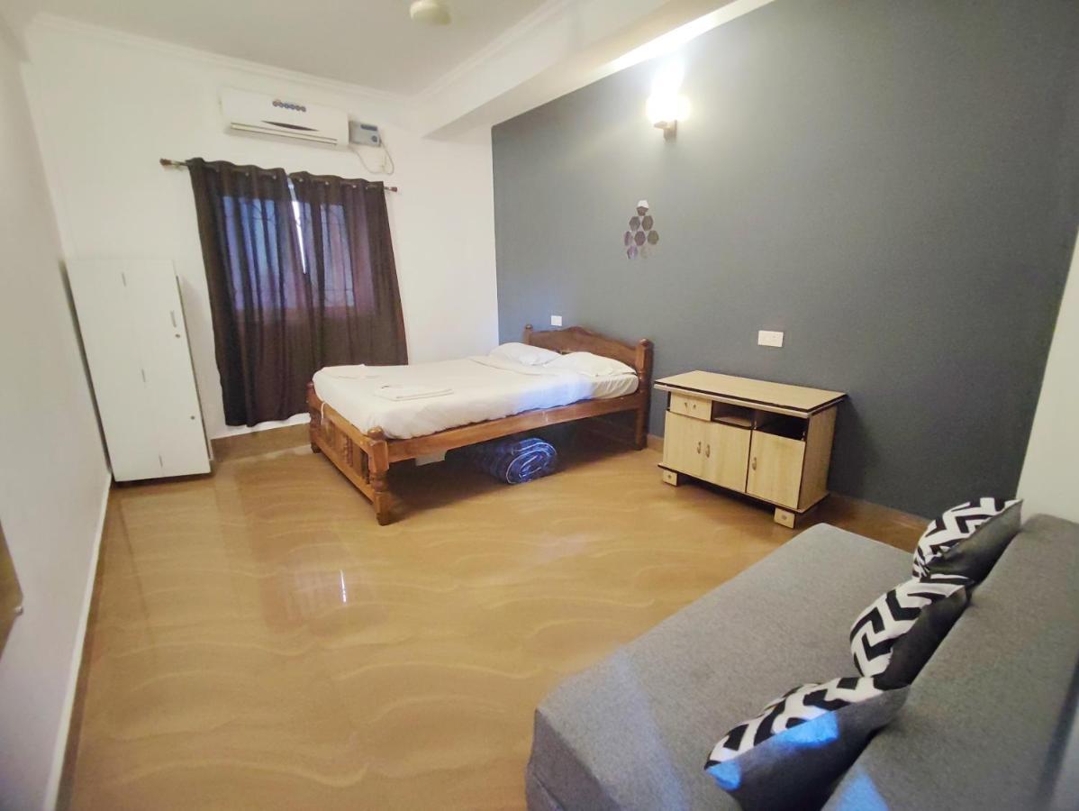 Candolim Glitter Sand Bagian luar foto